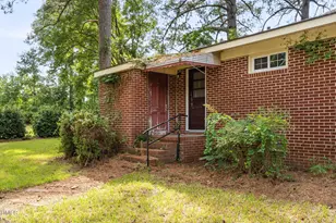 818 Van Warren Rd, Roanoke Rapids, NC 27870 - Photo 7