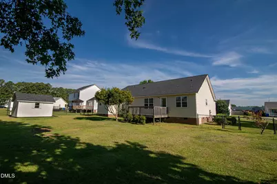 20 Boardwalk Avenue, Benson, NC 27504 - Photo 7