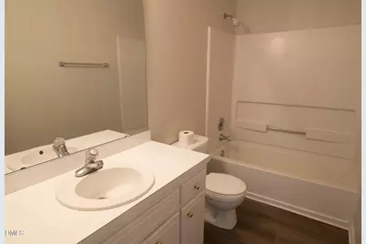 20 Boardwalk Avenue, Benson, NC 27504 - Photo 11