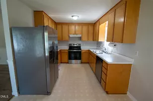 20 Boardwalk Ave, Benson, NC 27504 - Photo 19