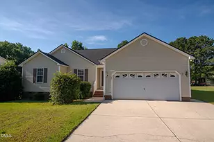 20 Boardwalk Ave, Benson, NC 27504 - Photo 11
