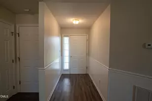 20 Boardwalk Ave, Benson, NC 27504 - Photo 17