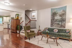 130 S Camellia St, Chapel Hill, NC 27516 - Photo 3