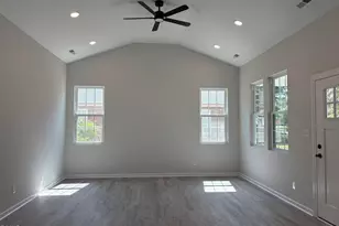 1111 Lincoln St SE, Wilson, NC 27893 - Photo 7
