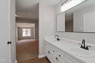 5609 Bowman Ct, Fayetteville, NC 28304 - Photo 17