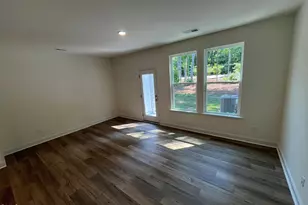 1326 Hammond Dr, Mebane, NC 27302 - Photo 3