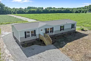 369 Clayton Rd, Princeton, NC 27569 - Photo 3