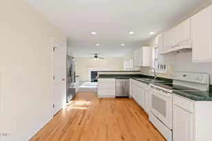 101 Rocklyn Ln, Apex, NC 27502 - Photo 17