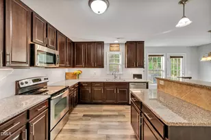 906 Ribbonleaf Ln, Fuquay-Varina, NC 27526 - Photo 3