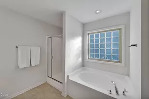 906 Ribbonleaf Ln, Fuquay-Varina, NC 27526 - Photo 9