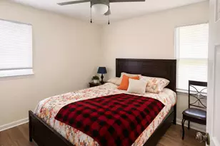 2414 Lincoln St, Durham, NC 27707 - Photo 7