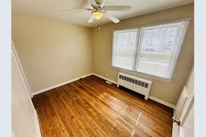 1700 Roslyn #27d, Burlington, NC 27215 - Photo 11