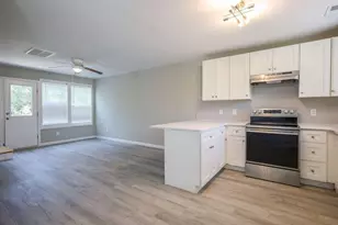 409 Sage Rd, Chapel Hill, NC 27514 - Photo 13