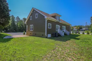 409 Sage Rd, Chapel Hill, NC 27514 - Photo 3