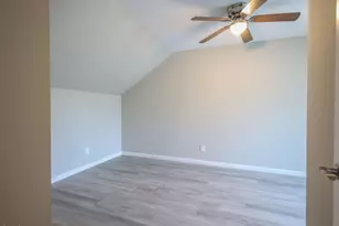 409 Sage Rd, Chapel Hill, NC 27514 - Photo 9