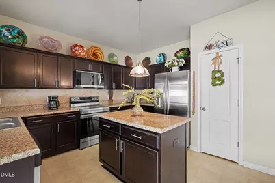 6310 Arsenal Avenue, Raleigh, NC 27610 - Photo 11