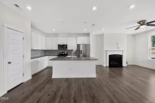 470 Clark Creek Ln, Cary, NC 27519 - Photo 3
