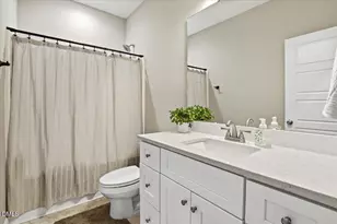 111 Oakbridge Wy, Princeton, NC 27569 - Photo 29