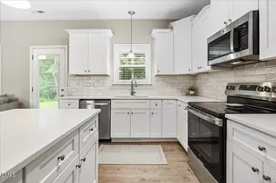 111 Oakbridge Wy, Princeton, NC 27569 - Photo 17