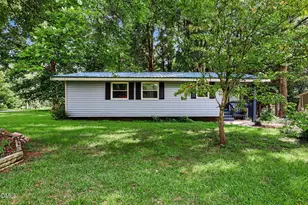7201 Bentley Cir, Raleigh, NC 27616 - Photo 17