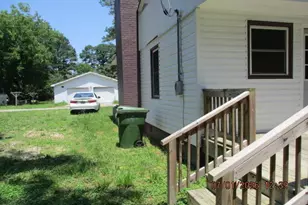 304 Clement Dr, Enfield, NC 27823 - Photo 3