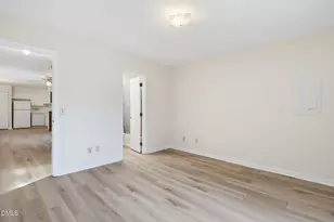 386 Summerwalk Cir, Chapel Hill, NC 27517 - Photo 25