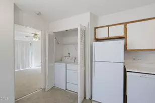 386 Summerwalk Cir, Chapel Hill, NC 27517 - Photo 17