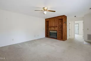 386 Summerwalk Cir, Chapel Hill, NC 27517 - Photo 9