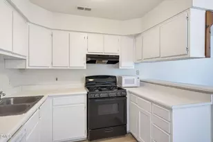 386 Summerwalk Cir, Chapel Hill, NC 27517 - Photo 13