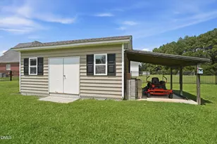 909 Gor an Farm Rd, Selma, NC 27576 - Photo 59