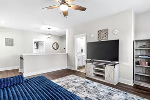 2516 Glade Mill Ct, Fuquay-Varina, NC 27526 - Photo 9