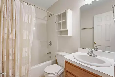 48 Hammerstone Drive, Fuquay Varina, NC 27526 - Photo 17