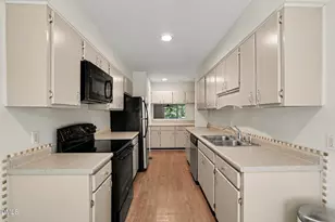 206 Ridge Trail, Chapel Hill, NC 27516 - Photo 3