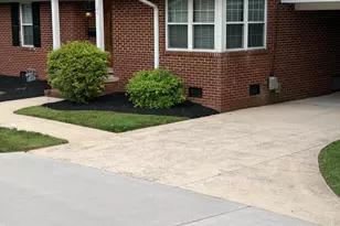 2012 S Mebane St, Burlington, NC 27215 - Photo 9