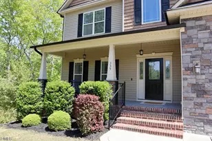 335 Gwendolyn Way, Fuquay Varina, NC 27526 - Photo 3
