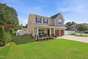 921 Sugar Tree Dr, Mebane, NC 27302 - Photo 1