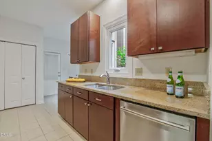 1 Ellsworth Ct, Chapel Hill, NC 27517 - Photo 13