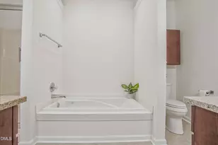 1 Ellsworth Ct, Chapel Hill, NC 27517 - Photo 33