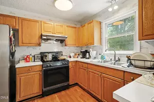 2515 Pink Acres St, Cary, NC 27518 - Photo 5