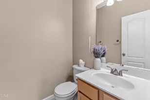 204 Grassy Point Rd, Apex, NC 27502 - Photo 17