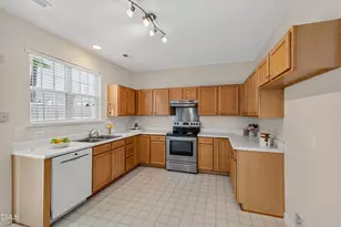 204 Grassy Point Rd, Apex, NC 27502 - Photo 15