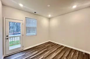 2533 Chert Ln, Raleigh, NC 27610 - Photo 9