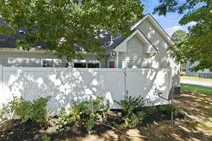412 N College St, Youngsville, NC 27596 - Photo 23