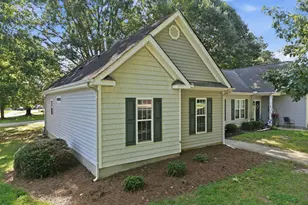 412 N College St, Youngsville, NC 27596 - Photo 29