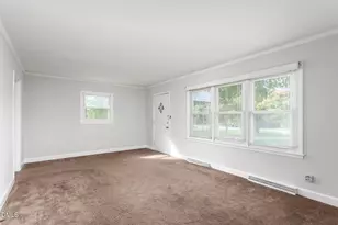 264 Dixon Rd, Graham, NC 27253 - Photo 5