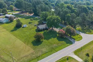 264 Dixon Rd, Graham, NC 27253 - Photo 23
