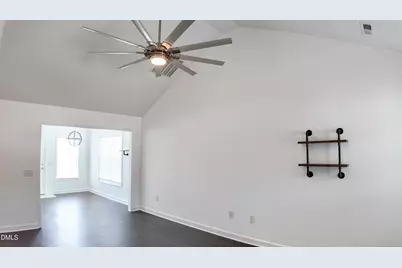 118 Cove Place, Clinton, NC 28328 - Photo 5
