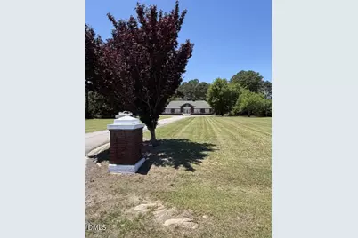 1202 E Cumberland Street, Dunn, NC 28334 - Photo 9