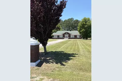 1202 E Cumberland Street, Dunn, NC 28334 - Photo 5