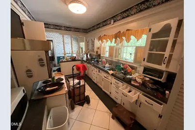 1202 E Cumberland Street, Dunn, NC 28334 - Photo 17